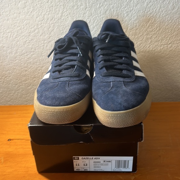 Adidas Gazelle ADV Skate shoes navy suede gum sole, H04905, men’s US 11 - Picture 2 of 7